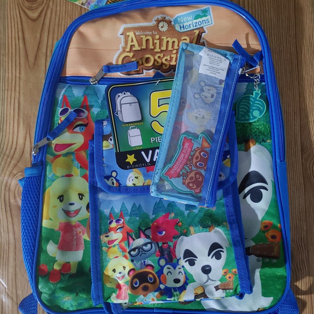 Animal Crossing 5 Piece bag set (NEW)